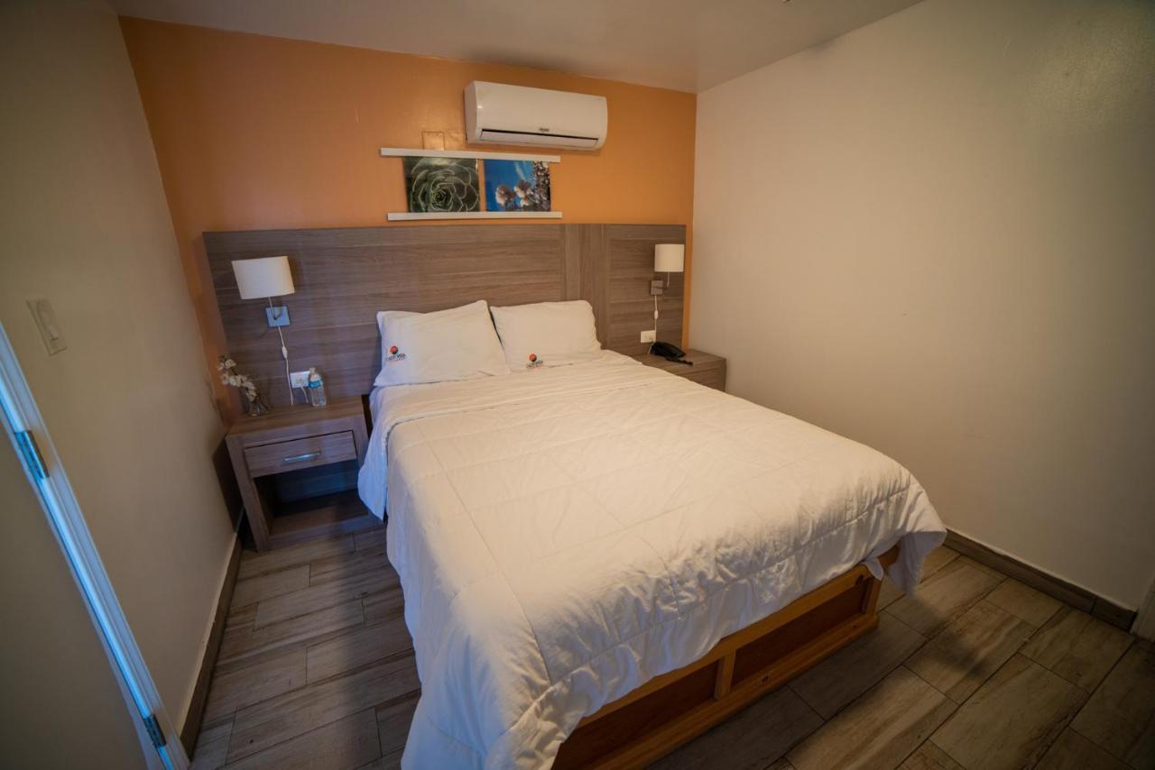 California Comfort & Suites Los Algodones  Luaran gambar